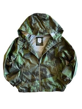 GAP Boys Green Camo Hooded Windbreaker Jacket